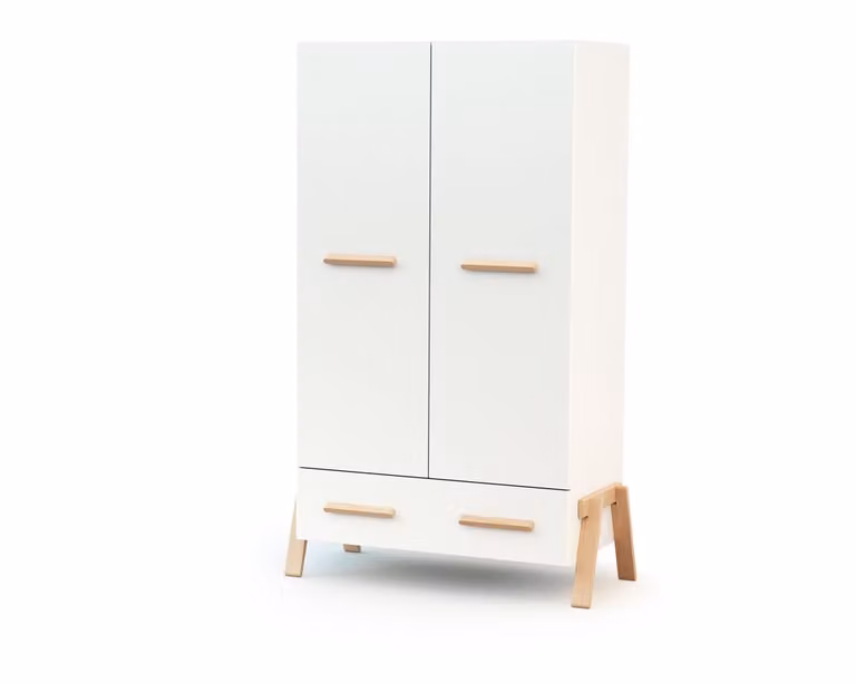 Armario Canaille para dormitorio infantil en blanco y madera de haya con puertas batientes y cajones An/P/Al: 108 x 53 x 176 cm