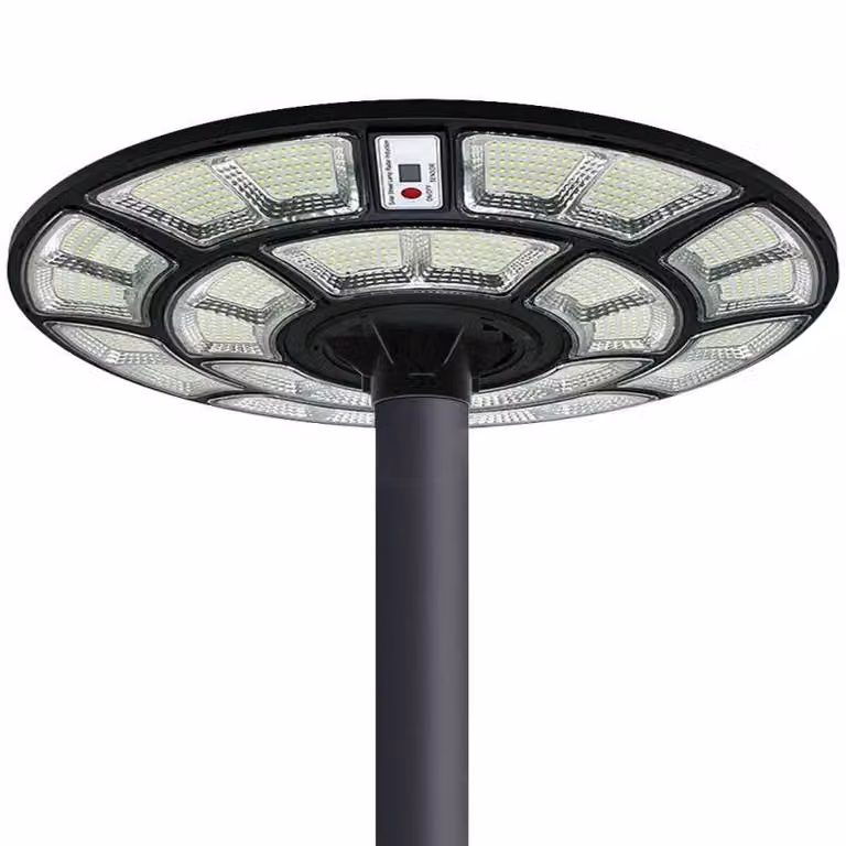 Farola LED solar Urban UFO LEDBOX de 800W con sensor de movimiento y mando a distancia en color blanco y luz blanco frío