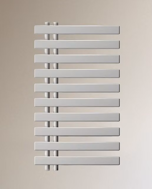 Radiador toallero de agua Irsap de acero esmaltado en blanco y plata para montaje en pared