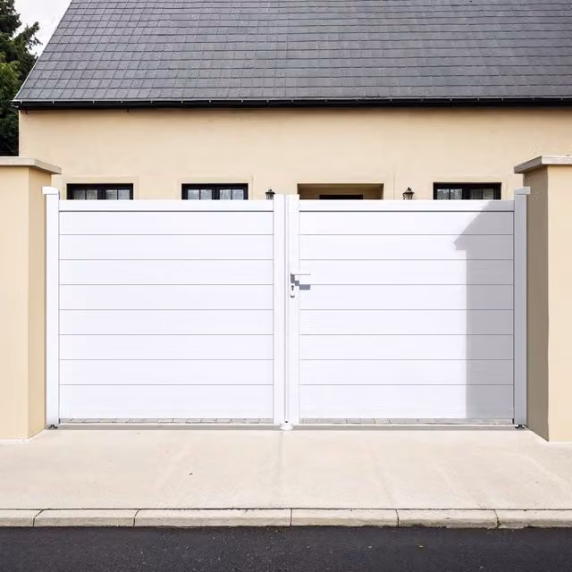 Puerta batiente doble de aluminio soldado Casanoov color blanco An/P/Al: 300 x 145 x 31 cm