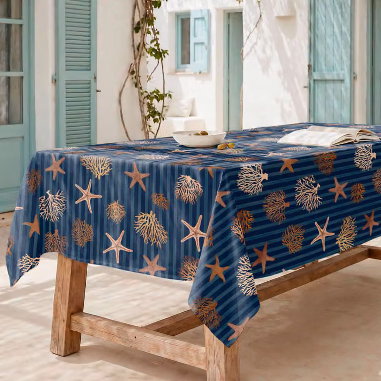 Mantel rectangular de algodón orgánico antimanchas con diseño marino de rayas en colores azul, arena y menta, An/P/Al: 155 x 200 cm